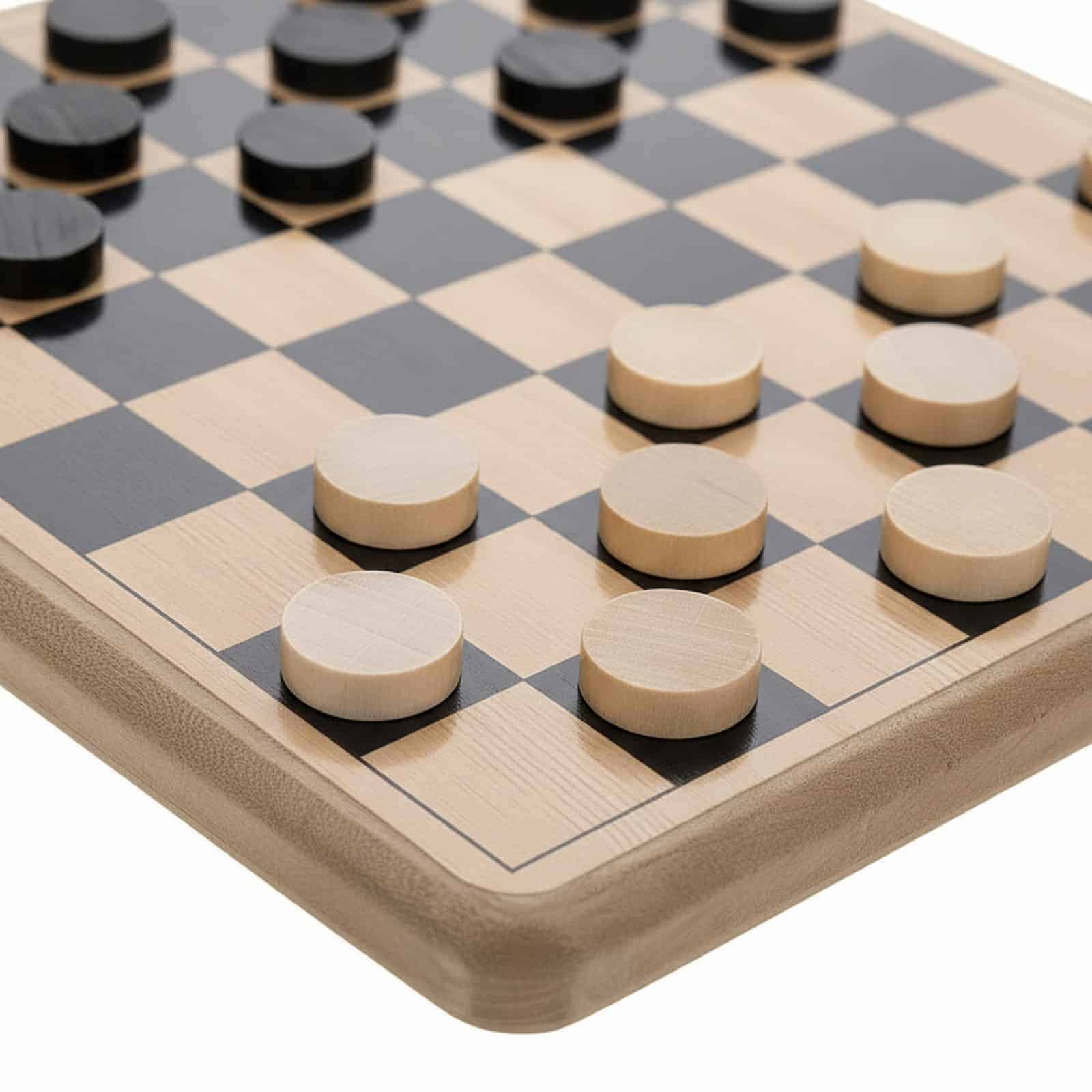 Classic Draughts Retro Board Game - Image 3